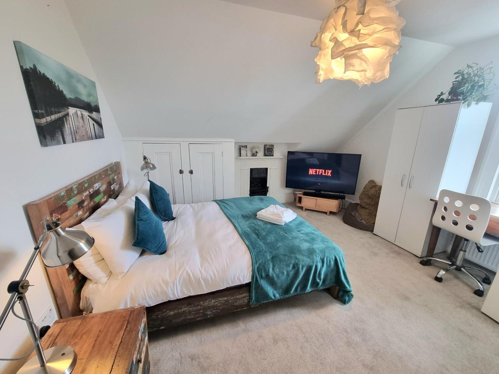 Stylish 2-Bed Flat, Quick Access To London Sights Apartment Exterior photo